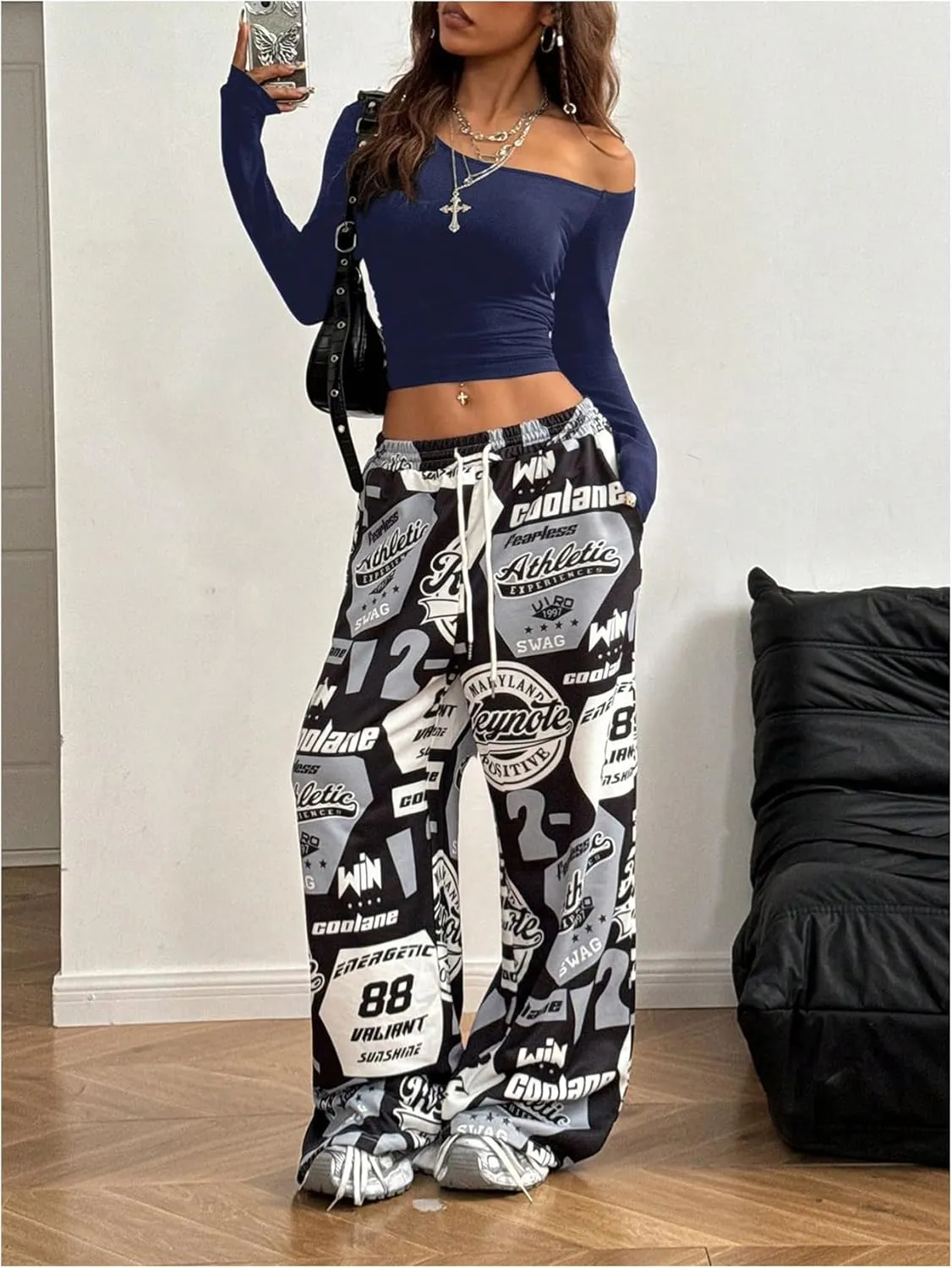 Women's Y2k Slim Fit Tee Tops Off Shoulder Long Sleeve Asymmetrical Neck Crop T Shirt Ruched Crop Top
